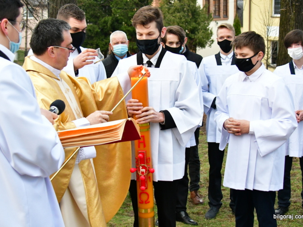 Chrystus Zmartwychwstał! - Wielka Sobota (FOTO)