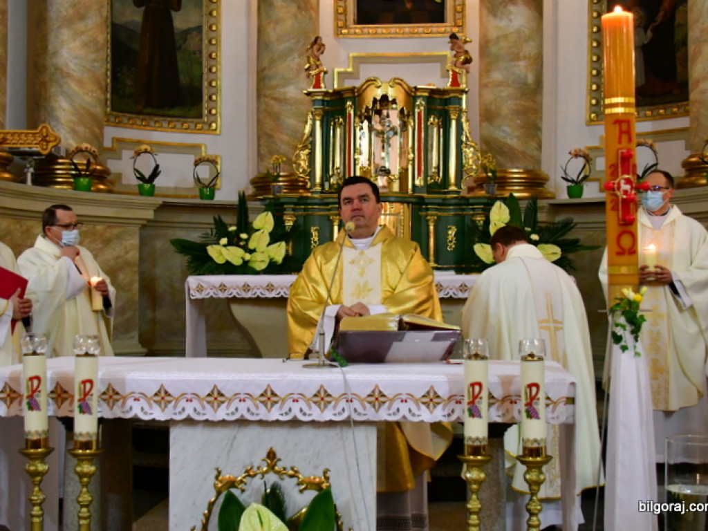 Chrystus Zmartwychwstał! - Wielka Sobota (FOTO)