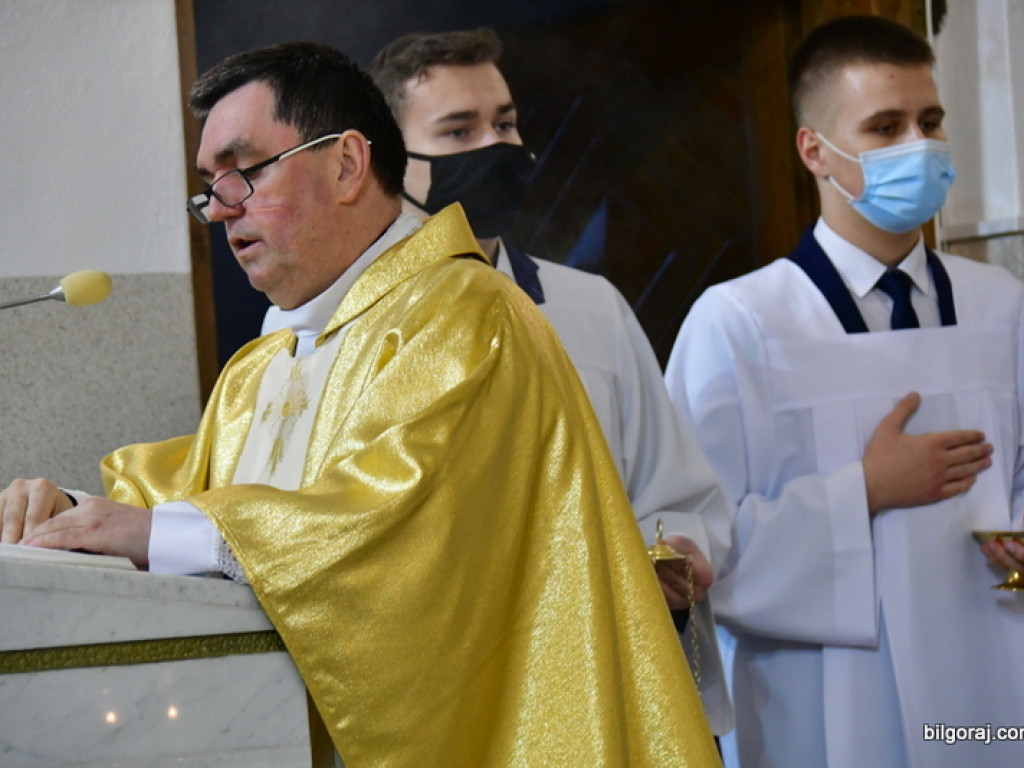 Chrystus Zmartwychwstał! - Wielka Sobota (FOTO)