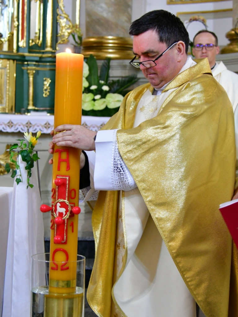 Chrystus Zmartwychwstał! - Wielka Sobota (FOTO)