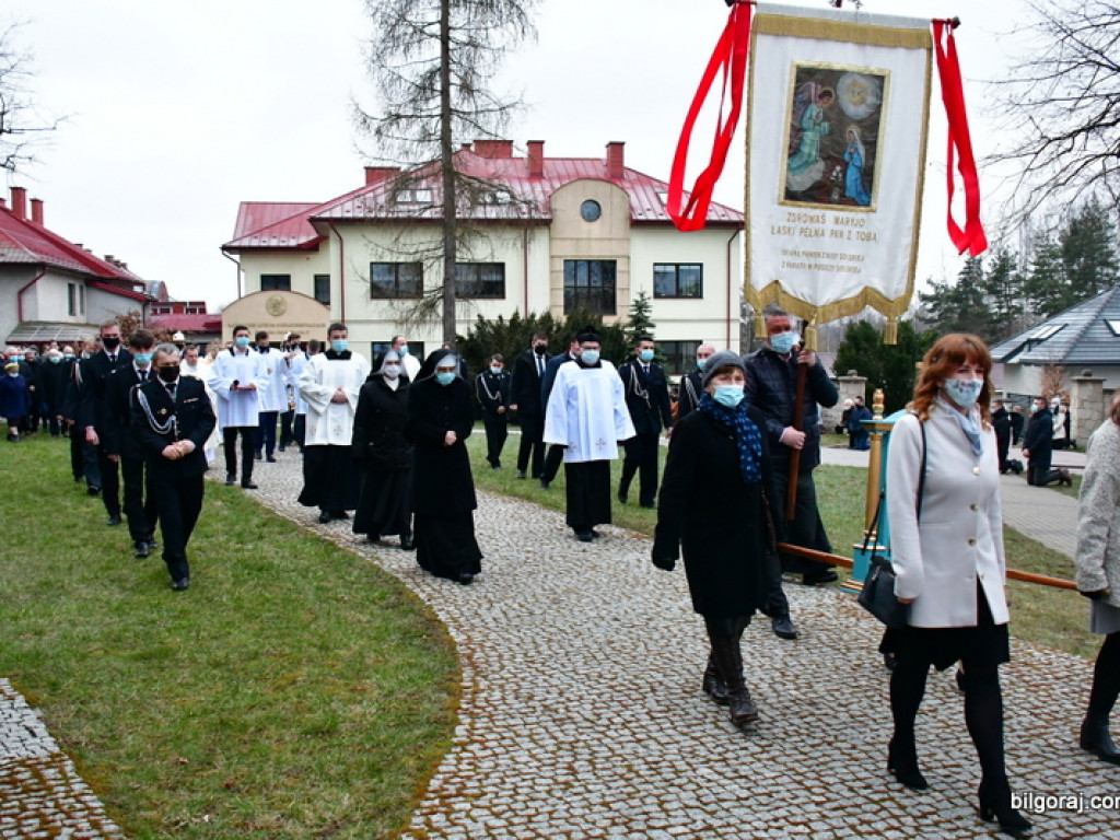 Prawdziwie Zmartwychwstał! (FOTO)