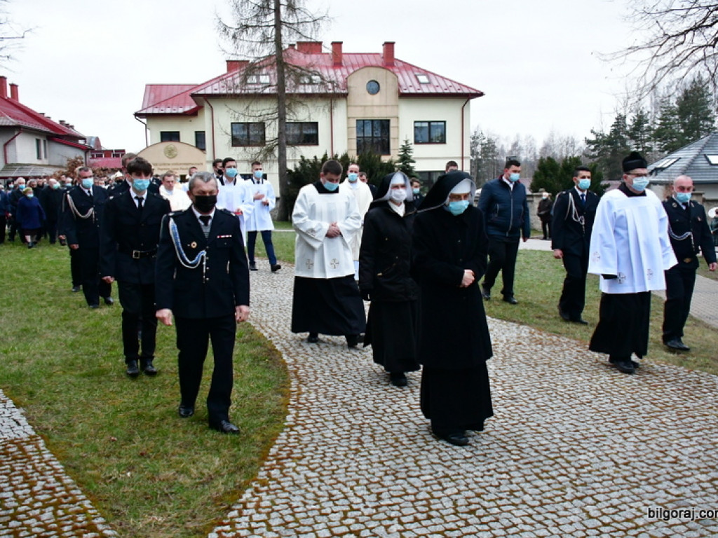 Prawdziwie Zmartwychwstał! (FOTO)