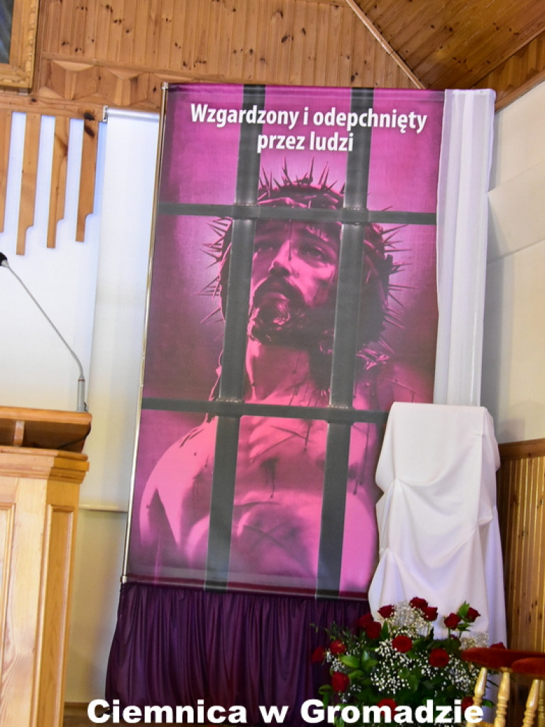 Ciemnice i Groby Pańskie w parafiach powiatu biłgorajskiego (FOTO)