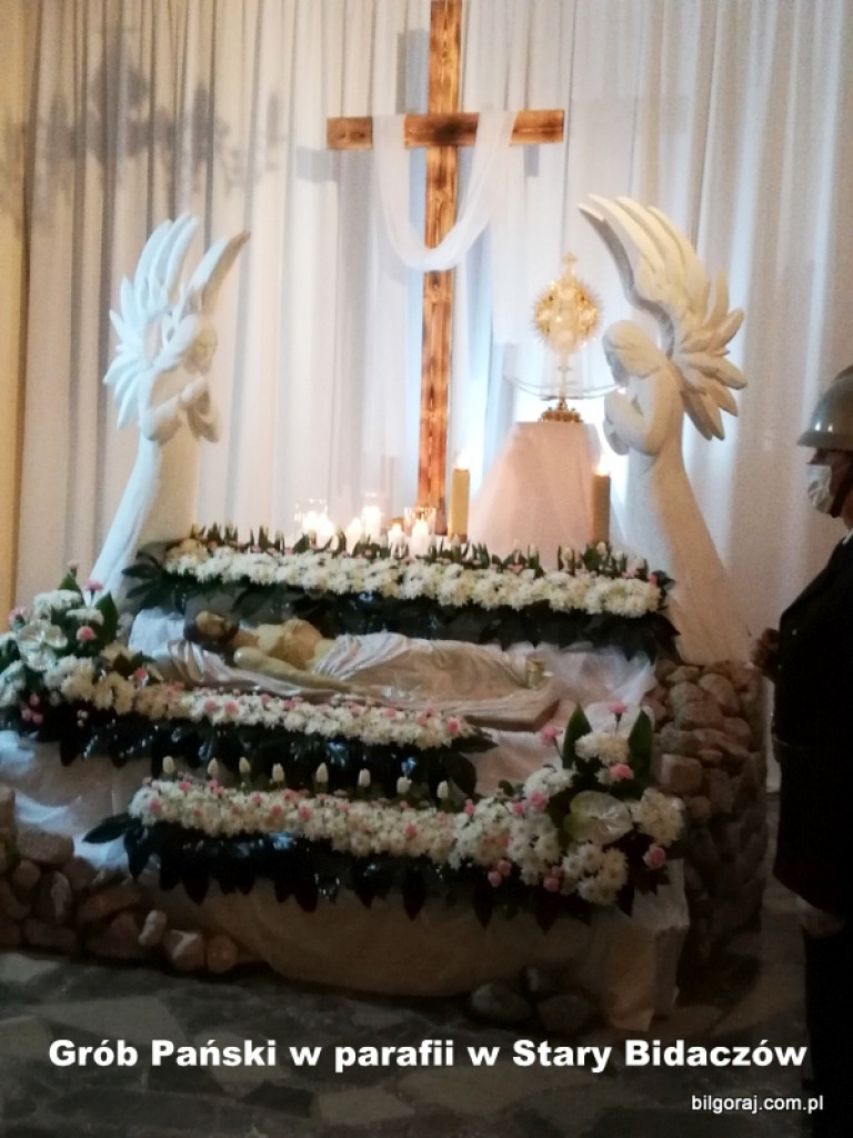 Ciemnice i Groby Pańskie w parafiach powiatu biłgorajskiego (FOTO)