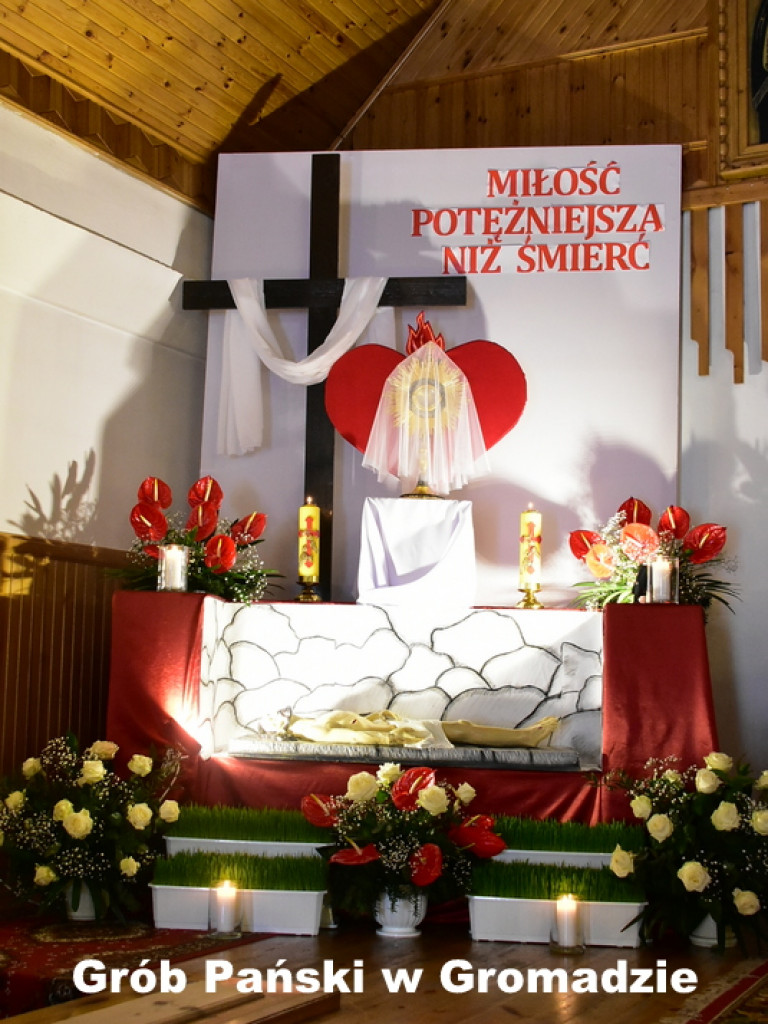 Ciemnice i Groby Pańskie w parafiach powiatu biłgorajskiego (FOTO)