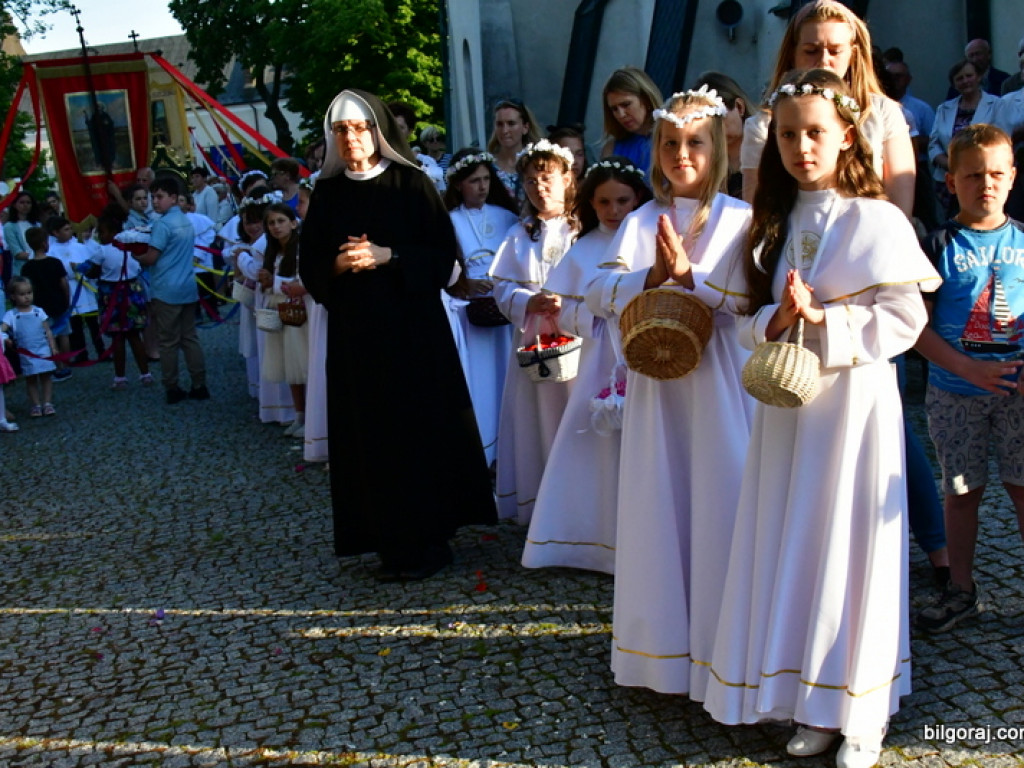 Pan idzie z nieba... zakończenie zwyczajowej oktawy Bożego Ciała (FOTO)