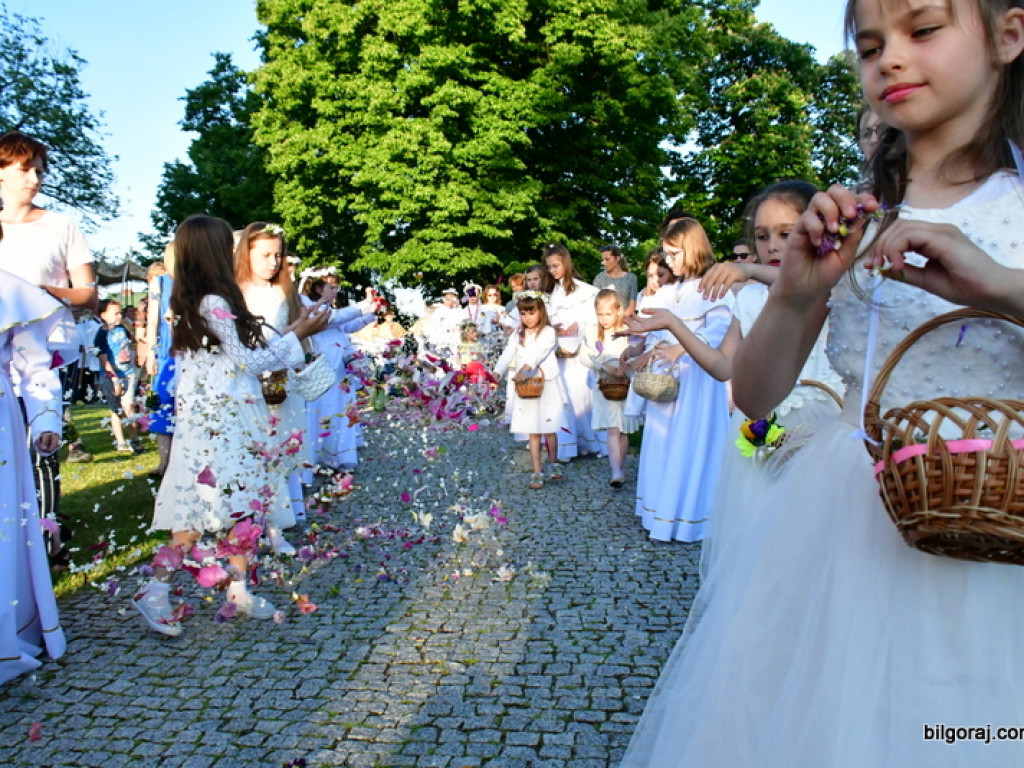 Pan idzie z nieba... zakończenie zwyczajowej oktawy Bożego Ciała (FOTO)