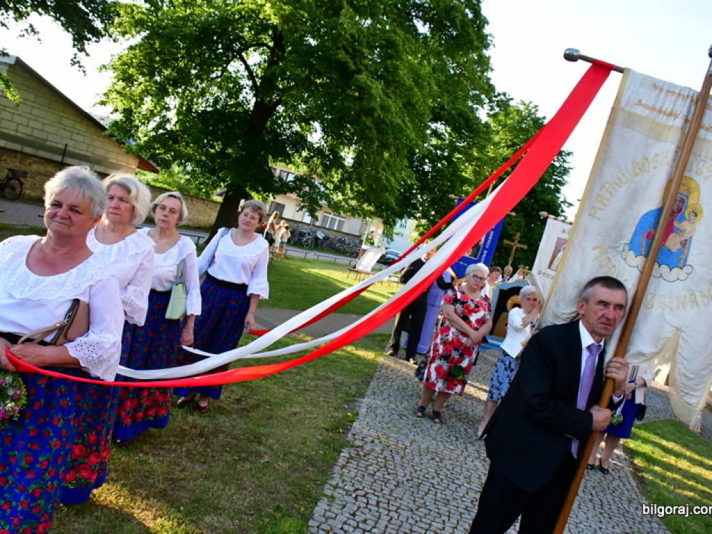 Pan idzie z nieba... zakończenie zwyczajowej oktawy Bożego Ciała (FOTO)