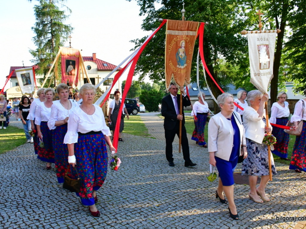 Pan idzie z nieba... zakończenie zwyczajowej oktawy Bożego Ciała (FOTO)