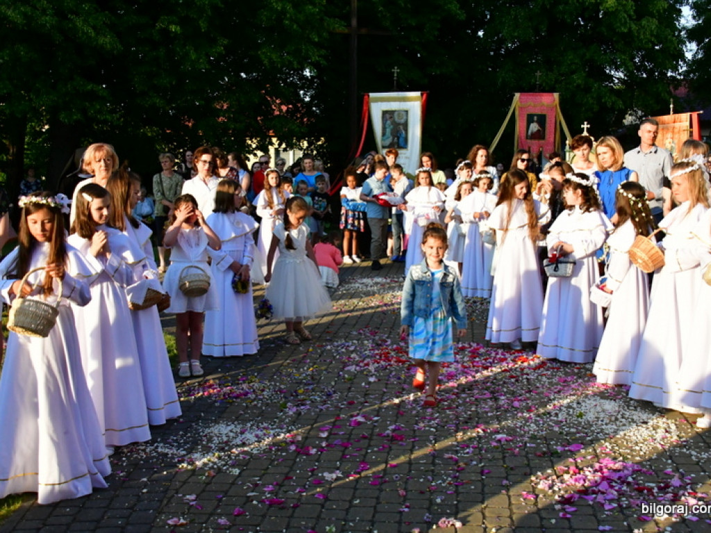 Pan idzie z nieba... zakończenie zwyczajowej oktawy Bożego Ciała (FOTO)