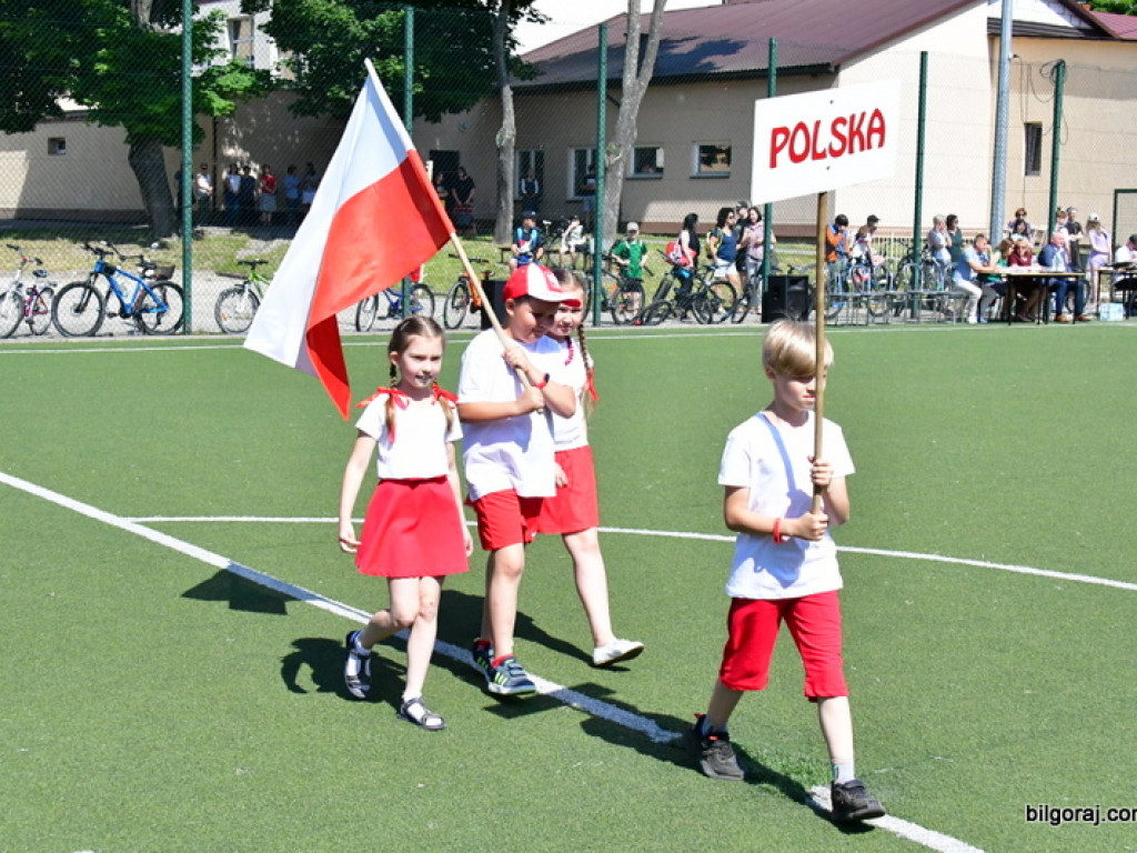 Igrzyska dzieci i młodzieży w SP Nr 1 (FOTO)
