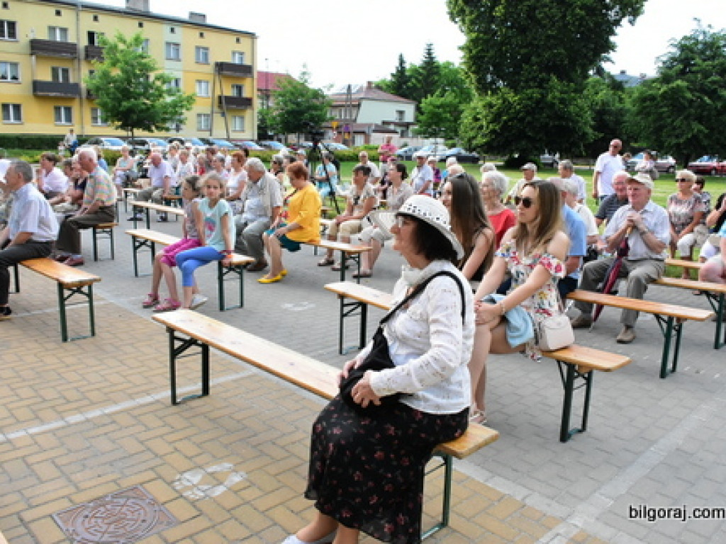 Biłgorajscy seniorzy pokazali co to znaczy być pozytywnie zakręconym