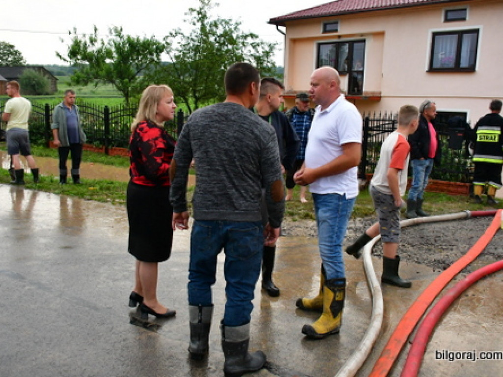 Urwanie chmury nad gminą Turobin (FOTO, VIDEO)
