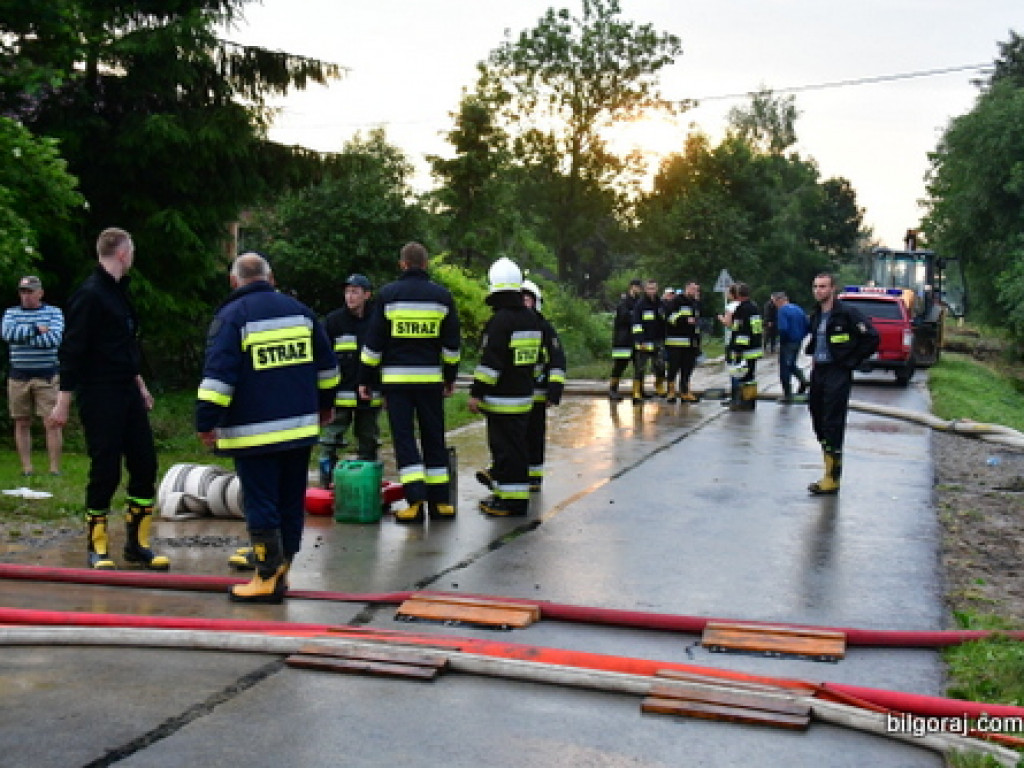 Urwanie chmury nad gminą Turobin (FOTO, VIDEO)