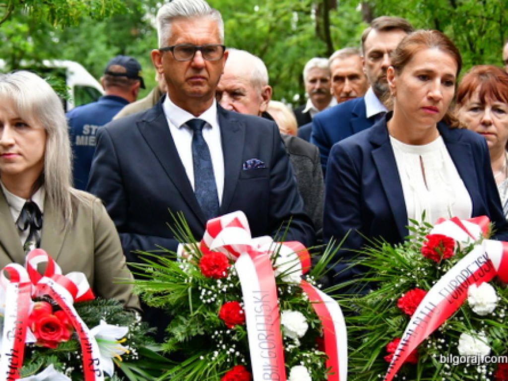 77. rocznica niemieckiego mordu polskich partyzantów w lesie Rapy koło Biłgoraja (FOTO)