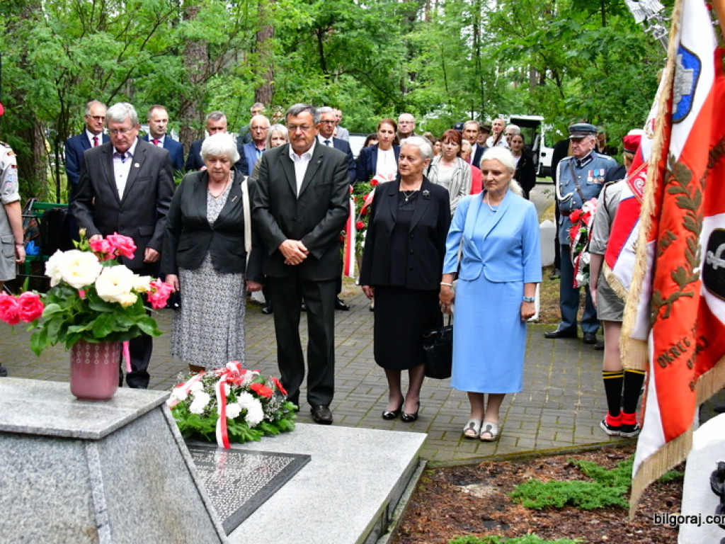 77. rocznica niemieckiego mordu polskich partyzantów w lesie Rapy koło Biłgoraja (FOTO)