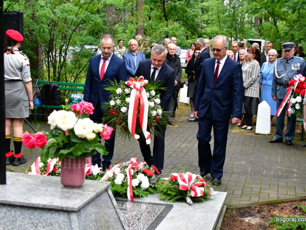 77. rocznica niemieckiego mordu polskich partyzantów w lesie Rapy koło Biłgoraja (FOTO)