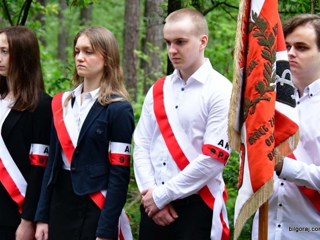 77. rocznica niemieckiego mordu polskich partyzantów w lesie Rapy koło Biłgoraja (FOTO)