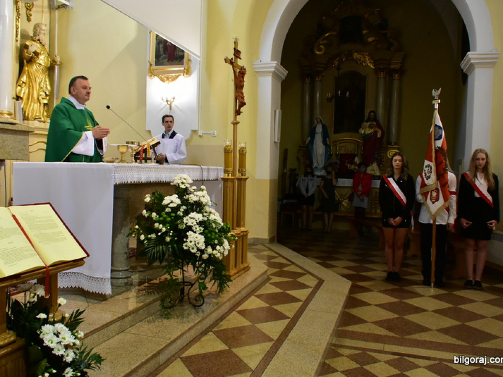 77. rocznica niemieckiego mordu polskich partyzantów w lesie Rapy koło Biłgoraja (FOTO)