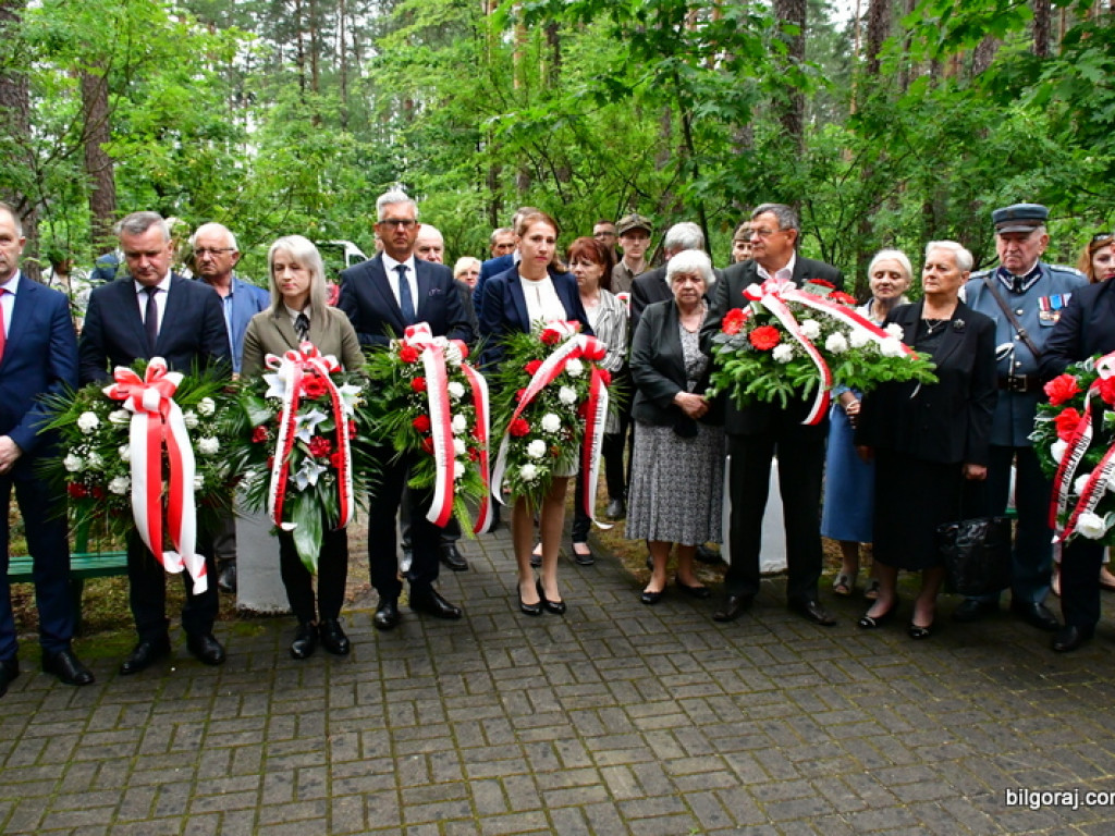 77. rocznica niemieckiego mordu polskich partyzantów w lesie Rapy koło Biłgoraja (FOTO)