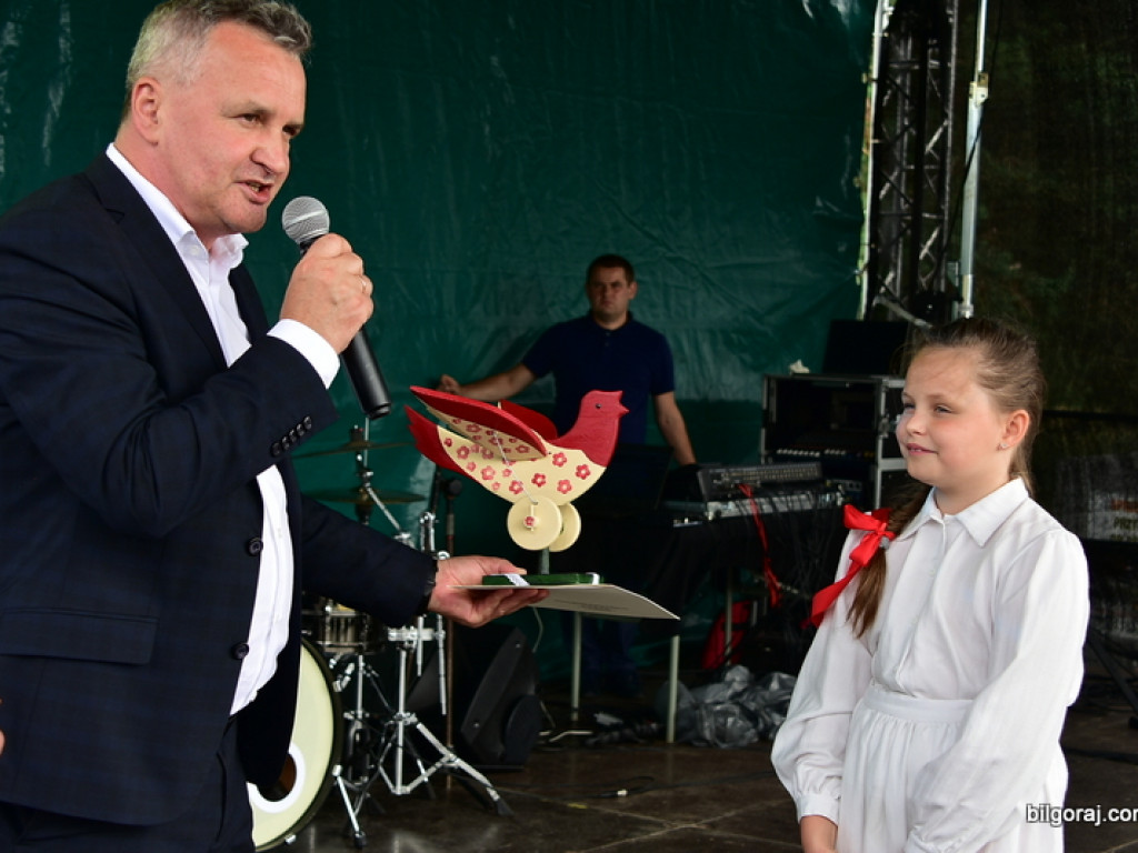 Bukowskie jagodzianki, czyli sezon zbioru jagód i runa leśnego (FOTO)