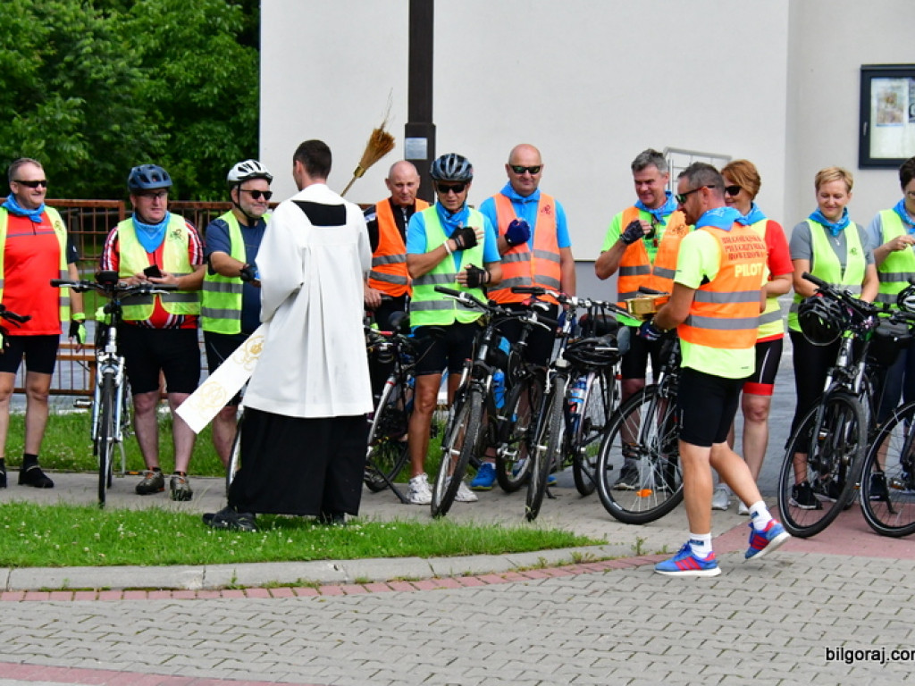 Ruszyła X jubileuszowa Biłgorajska Pielgrzymka Rowerowa na Jasną Górę (FOTO)