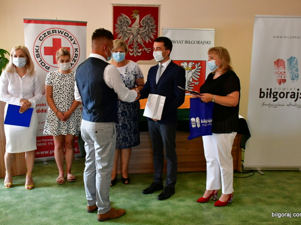 Krwi nie da się niczym zastąpić - wyróżnienia dla Honorowych Dawców Krwi (FOTO)