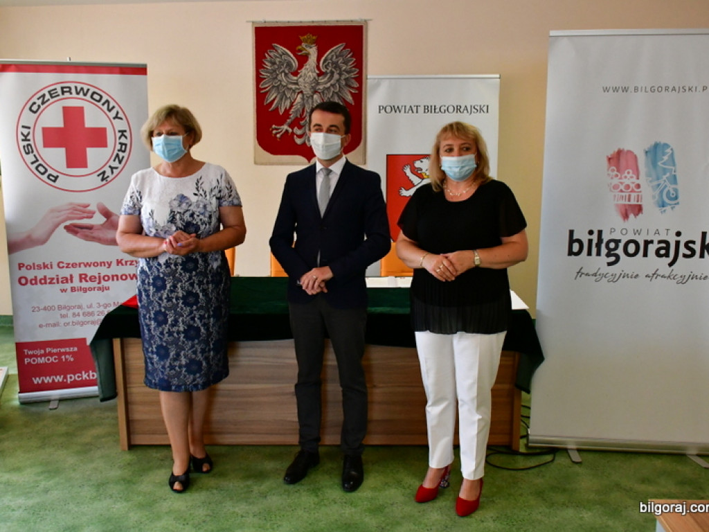 Krwi nie da się niczym zastąpić - wyróżnienia dla Honorowych Dawców Krwi (FOTO)