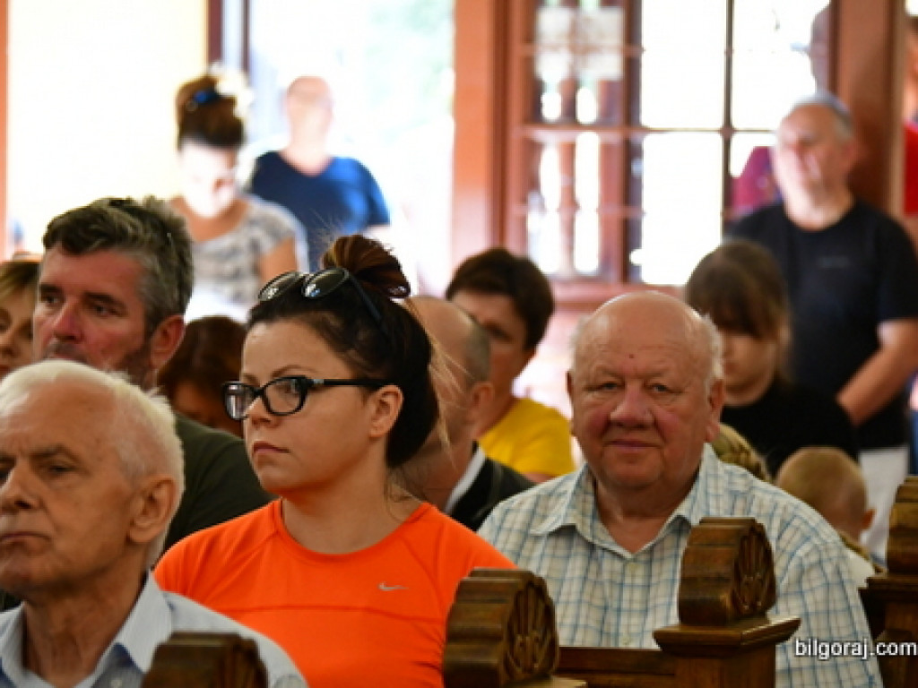 Pielgrzymi dotarli do Biłgoraja. Pątnicy z Hrubieszowa są częścią 39. Pieszej Pielgrzymki Zamojsko - Lubaczowskiej na Jasną Górę (FOTO)