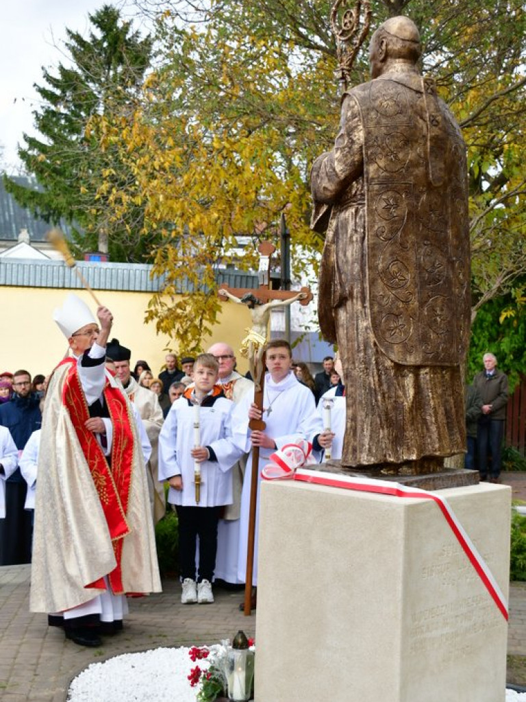 Gorajski pomnik Kardynała Wyszyńskiego (FOTO)