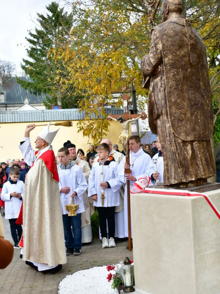 Gorajski pomnik Kardynała Wyszyńskiego (FOTO)