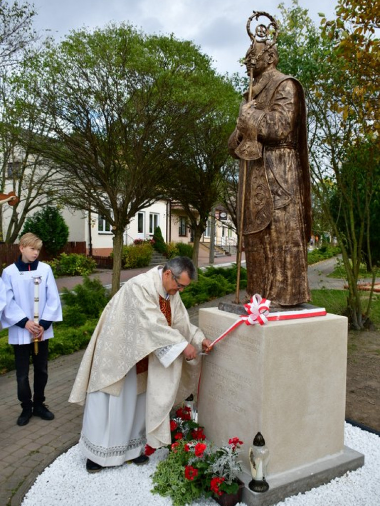 Gorajski pomnik Kardynała Wyszyńskiego (FOTO)