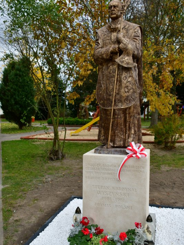 Gorajski pomnik Kardynała Wyszyńskiego (FOTO)