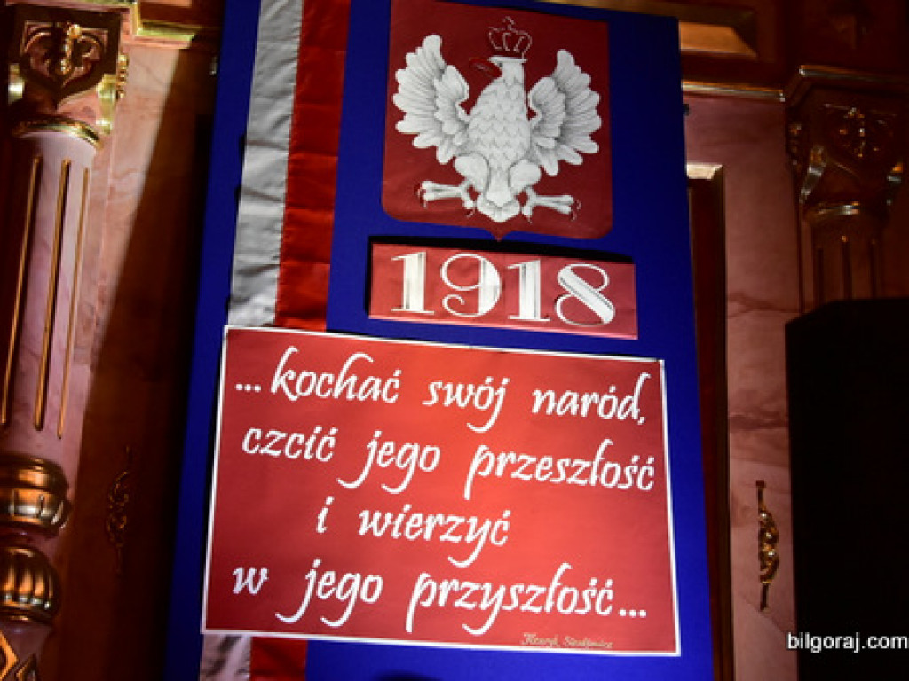 Wieczornica patriotyczna w 103. rocznicę odzyskania niepodległości (FOTO)