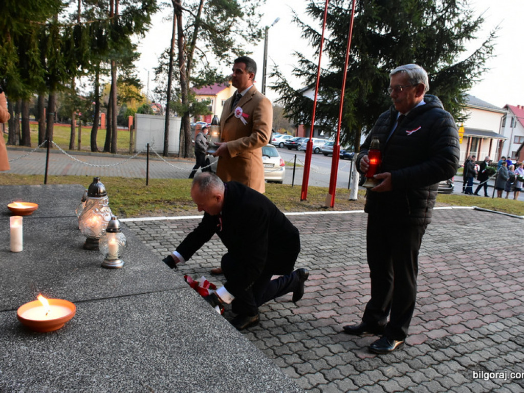 Wieczornica patriotyczna w 103. rocznicę odzyskania niepodległości (FOTO)