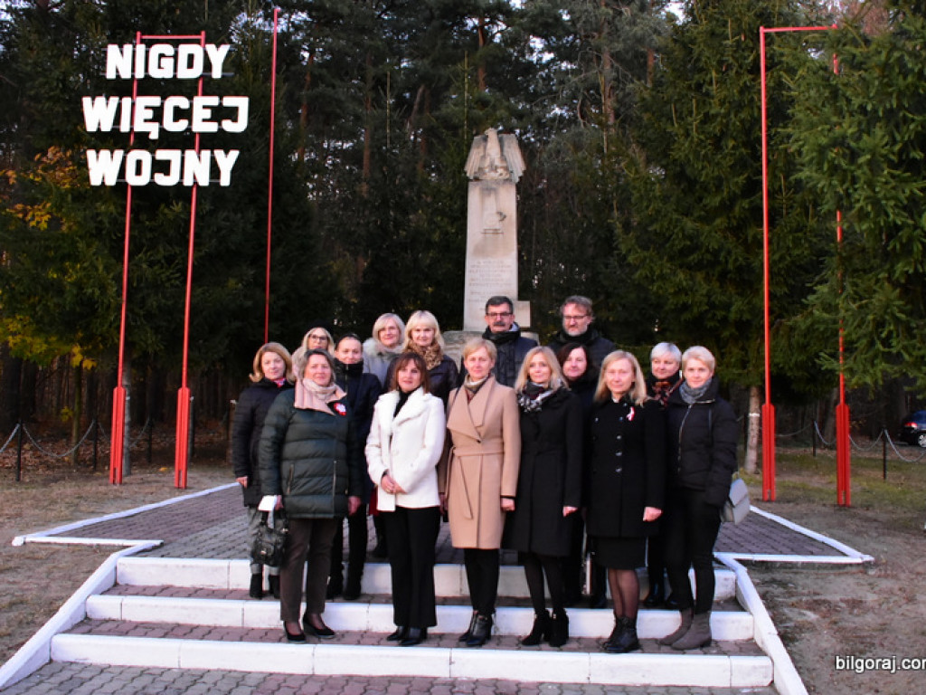 Wieczornica patriotyczna w 103. rocznicę odzyskania niepodległości (FOTO)