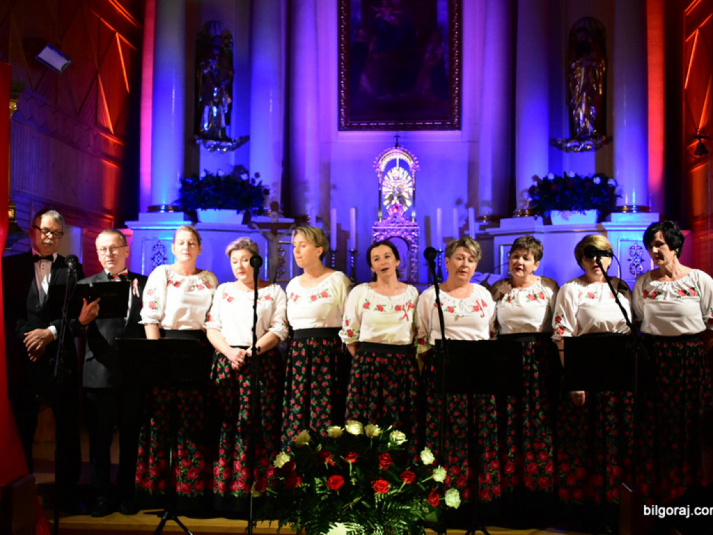 Wieczornica patriotyczna w 103. rocznicę odzyskania niepodległości (FOTO)