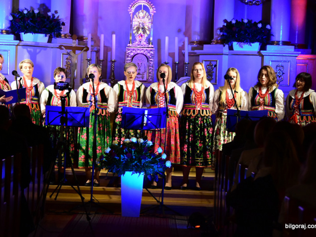 Wieczornica patriotyczna w 103. rocznicę odzyskania niepodległości (FOTO)