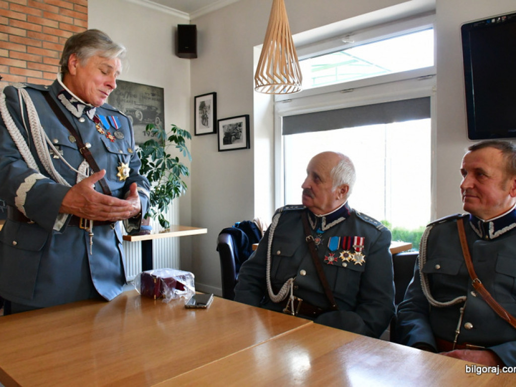 Biłgorajscy Piłsudczycy odebrali awanse i odznaczenia (FOTO)