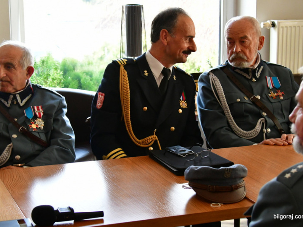 Biłgorajscy Piłsudczycy odebrali awanse i odznaczenia (FOTO)