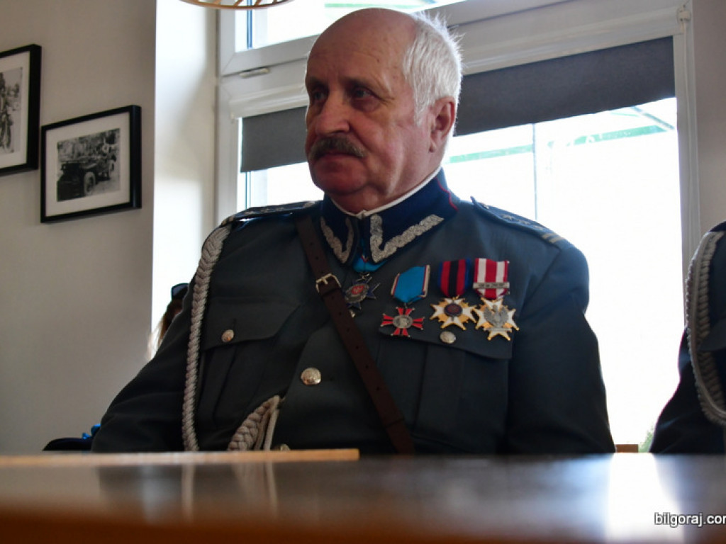 Biłgorajscy Piłsudczycy odebrali awanse i odznaczenia (FOTO)