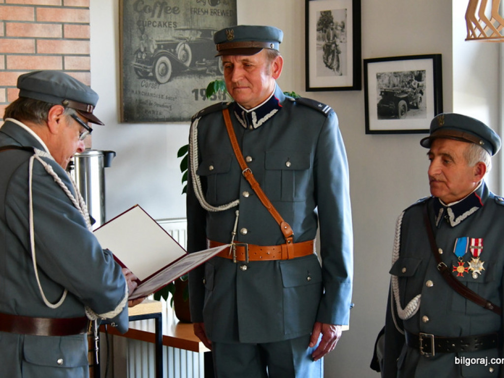 Biłgorajscy Piłsudczycy odebrali awanse i odznaczenia (FOTO)