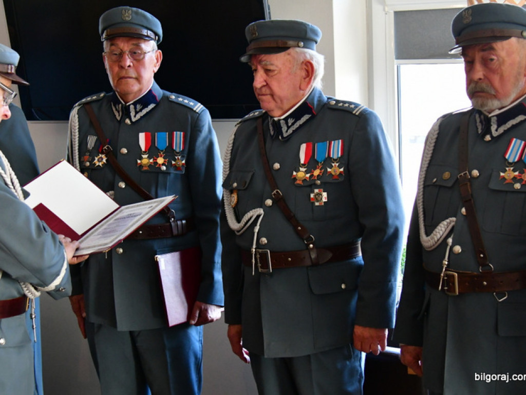 Biłgorajscy Piłsudczycy odebrali awanse i odznaczenia (FOTO)