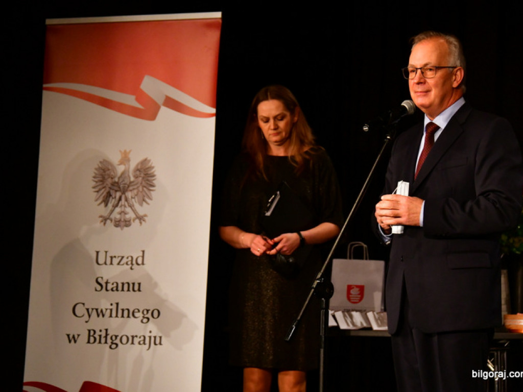 Złote gody. Kilkadziesiąt par świętowało 50-lecie małżeństwa (FOTO)