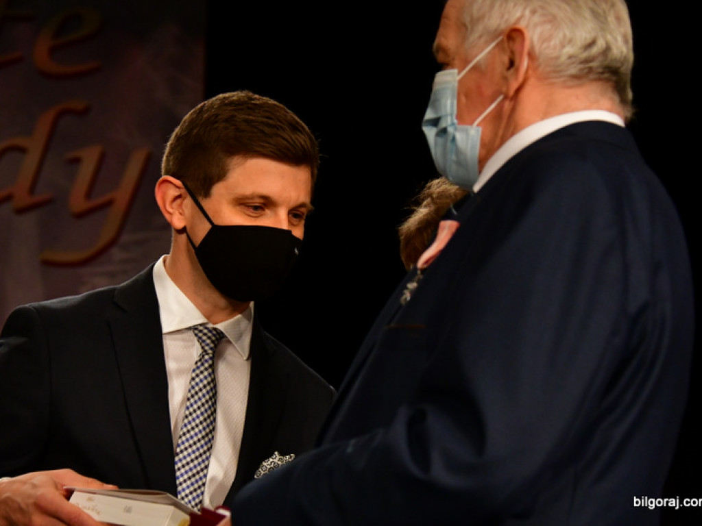 Złote gody. Kilkadziesiąt par świętowało 50-lecie małżeństwa (FOTO)