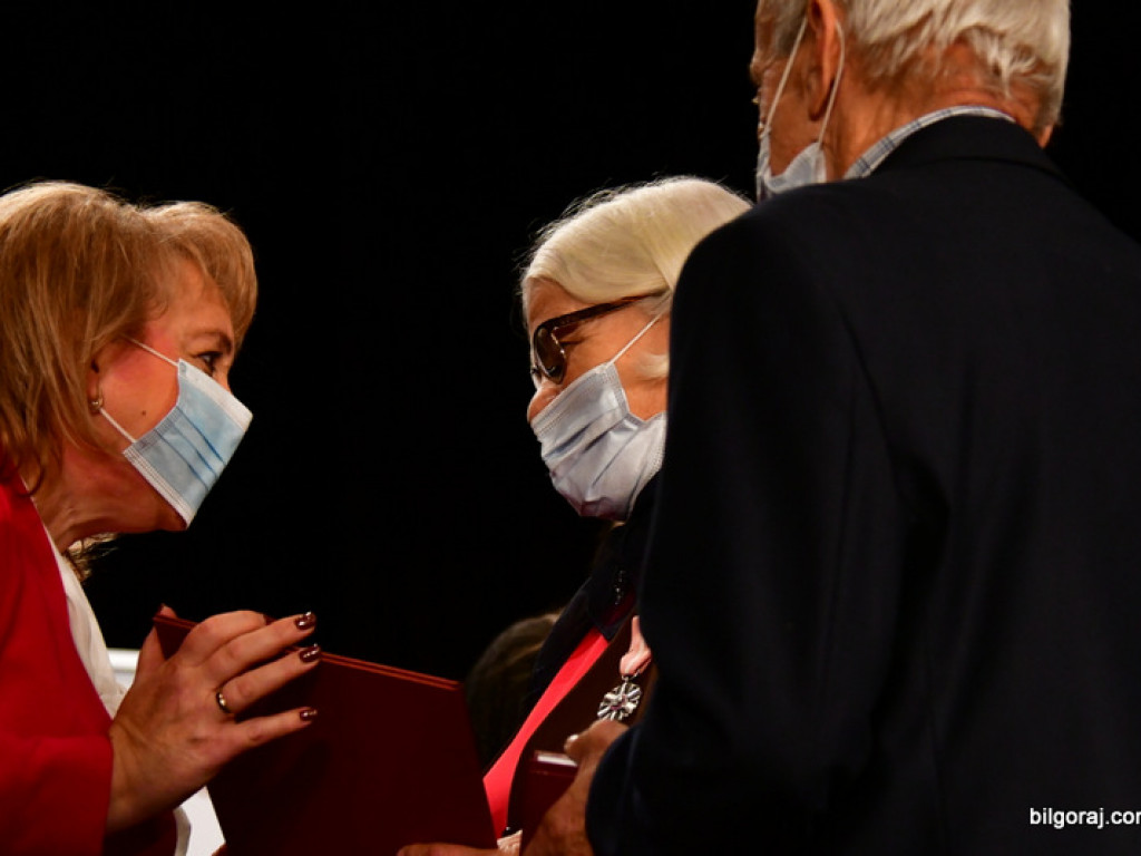 Złote gody. Kilkadziesiąt par świętowało 50-lecie małżeństwa (FOTO)