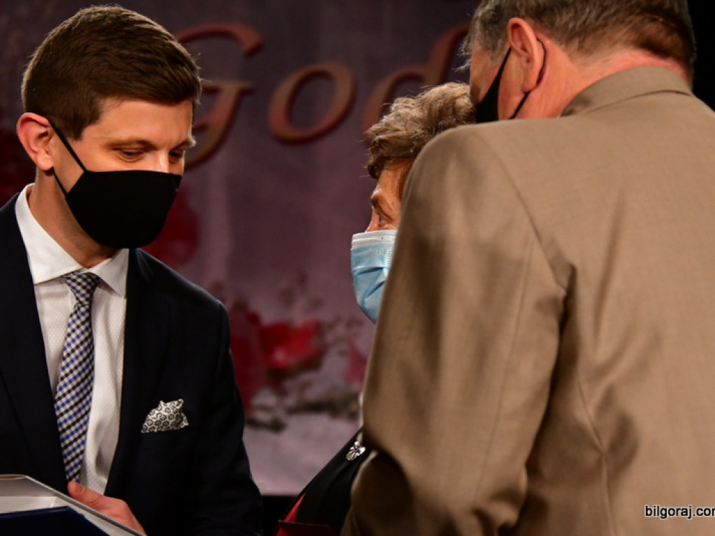 Złote gody. Kilkadziesiąt par świętowało 50-lecie małżeństwa (FOTO)