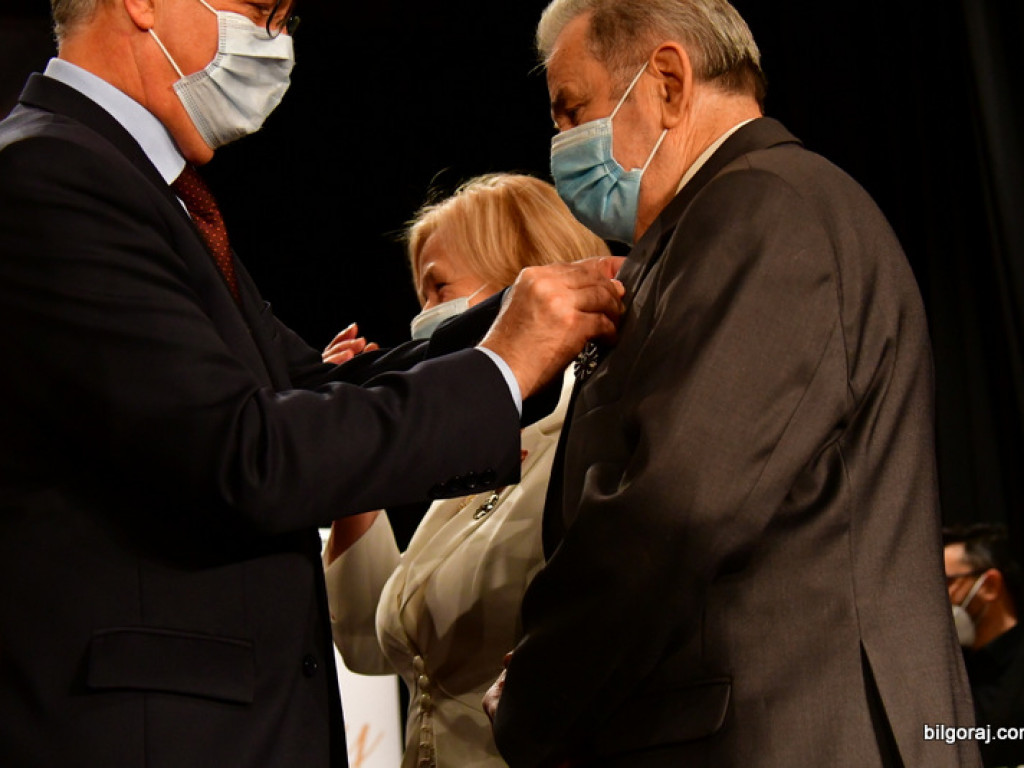 Złote gody. Kilkadziesiąt par świętowało 50-lecie małżeństwa (FOTO)