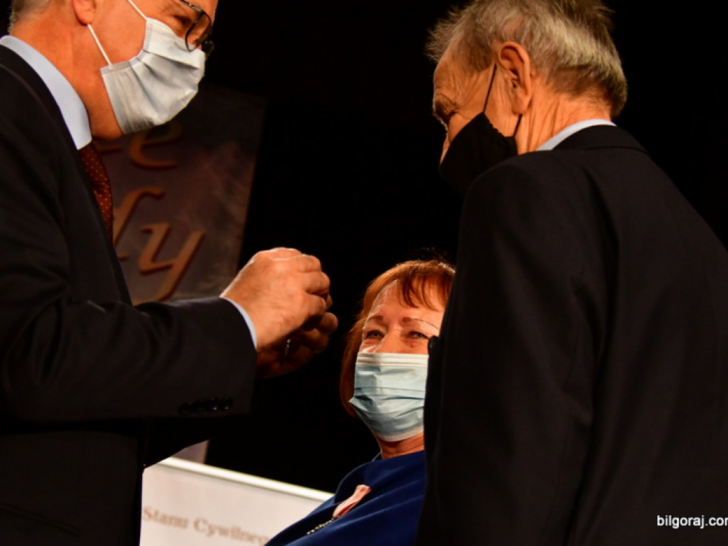 Złote gody. Kilkadziesiąt par świętowało 50-lecie małżeństwa (FOTO)