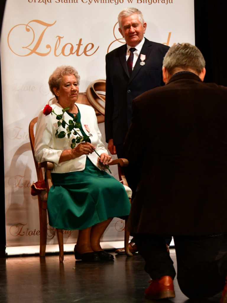 Złote gody. Kilkadziesiąt par świętowało 50-lecie małżeństwa (FOTO)